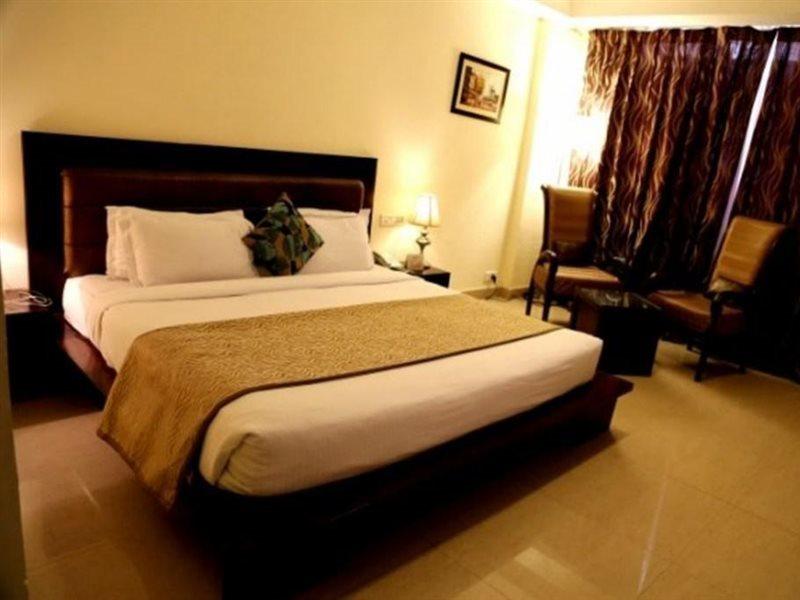 Hotel Eqbal Inn Patiāla Εξωτερικό φωτογραφία